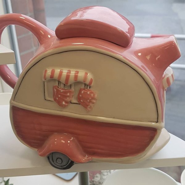 Designer Teekanne "Der pinke Wohnwagen"